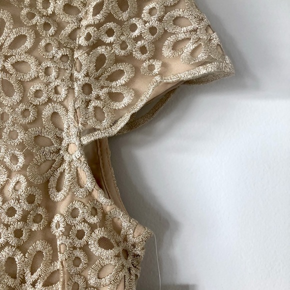 ModCloth white & ivory embroidered party dress with sash - Picture 4 of 11